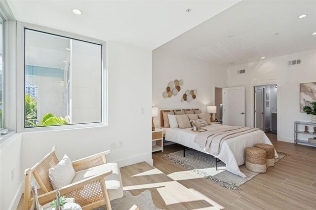 1343 4TH STREET 101, Sarasota, FL 34236