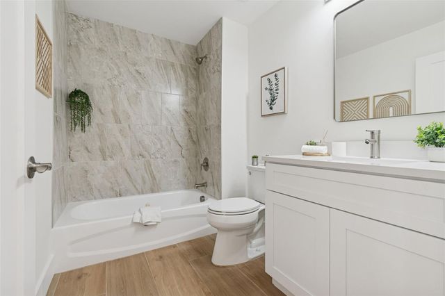 1343 4TH STREET 101, Sarasota, FL 34236