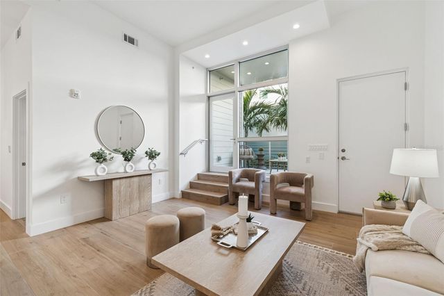 1343 4TH STREET 101, Sarasota, FL 34236