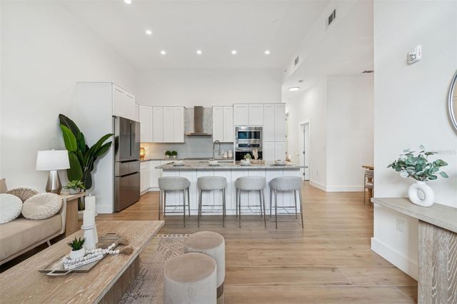 1343 4TH STREET 101, Sarasota, FL 34236