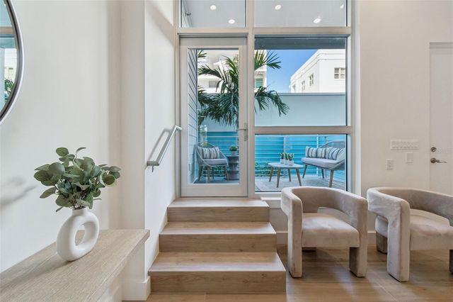 1343 4TH STREET 101, Sarasota, FL 34236