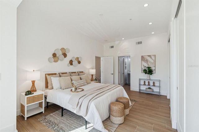 1343 4TH STREET 101, Sarasota, FL 34236