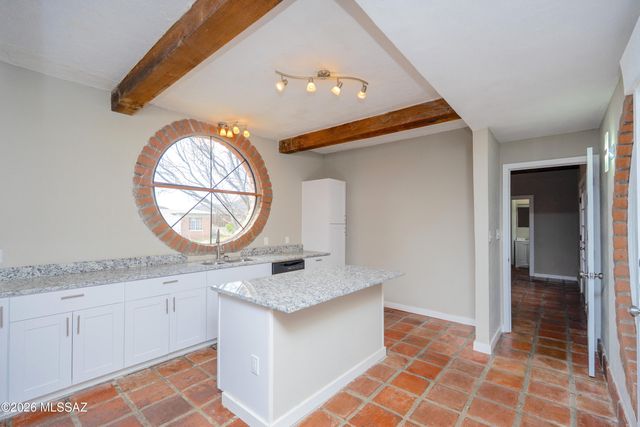 4 Cochise Lane, Bisbee, AZ 85603