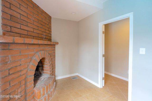 4 Cochise Lane, Bisbee, AZ 85603