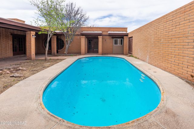 4 Cochise Lane, Bisbee, AZ 85603
