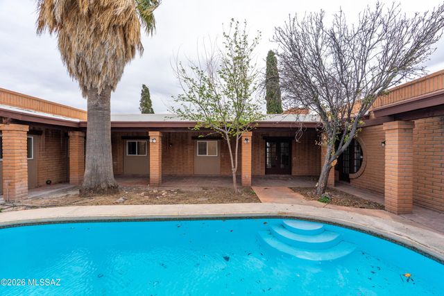 4 Cochise Lane, Bisbee, AZ 85603