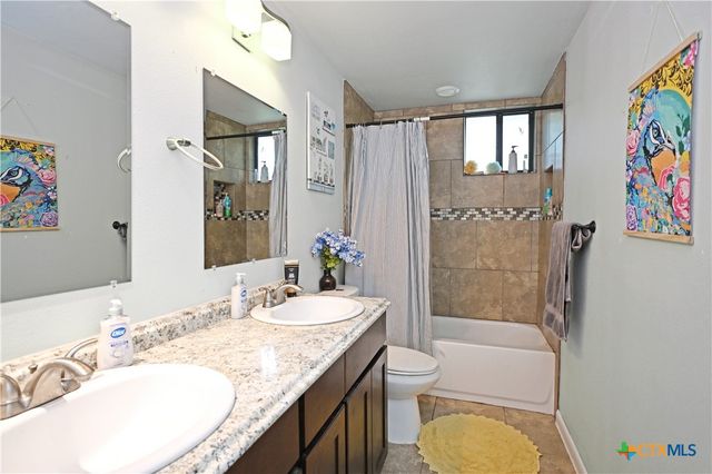 321 High Low Drive, New Braunfels, TX 78132