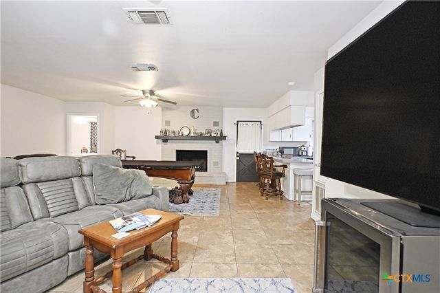 321 High Low Drive, New Braunfels, TX 78132
