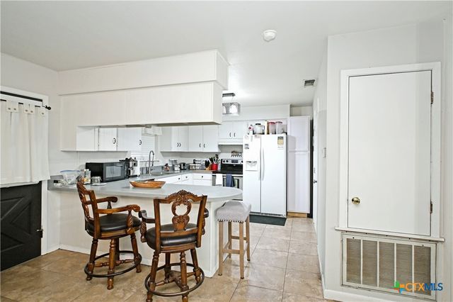 321 High Low Drive, New Braunfels, TX 78132