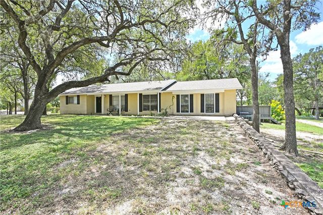 321 High Low Drive, New Braunfels, TX 78132