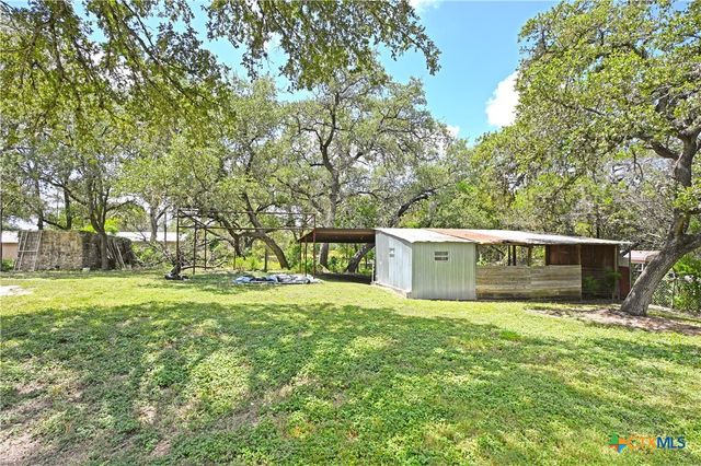 321 High Low Drive, New Braunfels, TX 78132