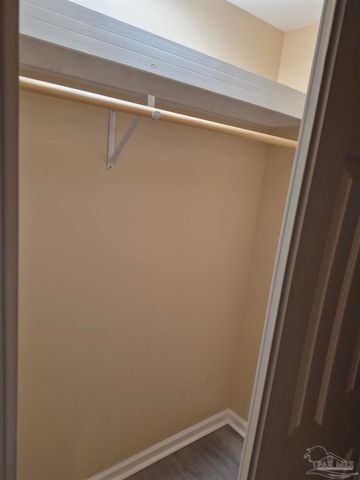 1800 N 58th Ave, Pensacola, FL 32506