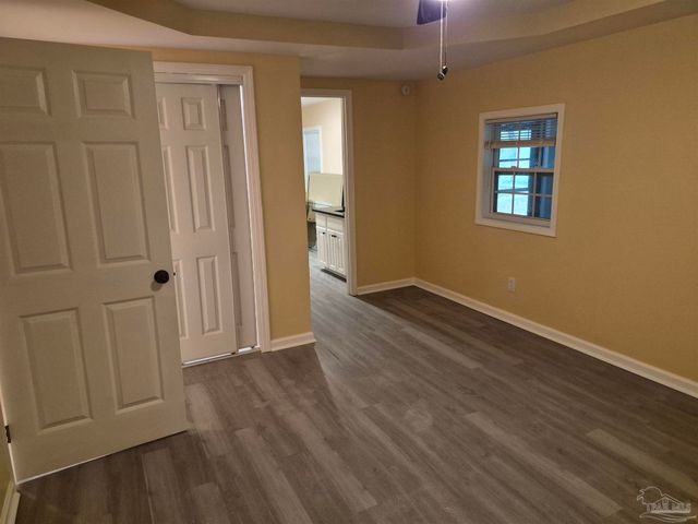 1800 N 58th Ave, Pensacola, FL 32506