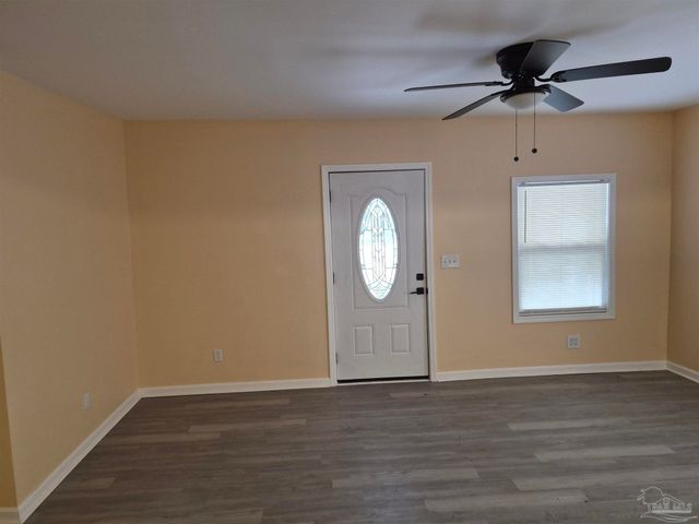 1800 N 58th Ave, Pensacola, FL 32506