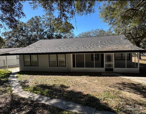 1800 N 58th Ave, Pensacola, FL 32506