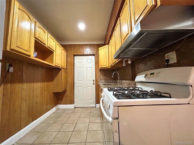 30-15 82nd Street, East Elmhurst, NY 11370