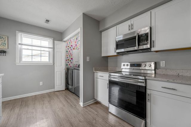 845 Mildred Street, Versailles, KY 40383