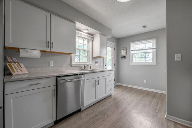 845 Mildred Street, Versailles, KY 40383