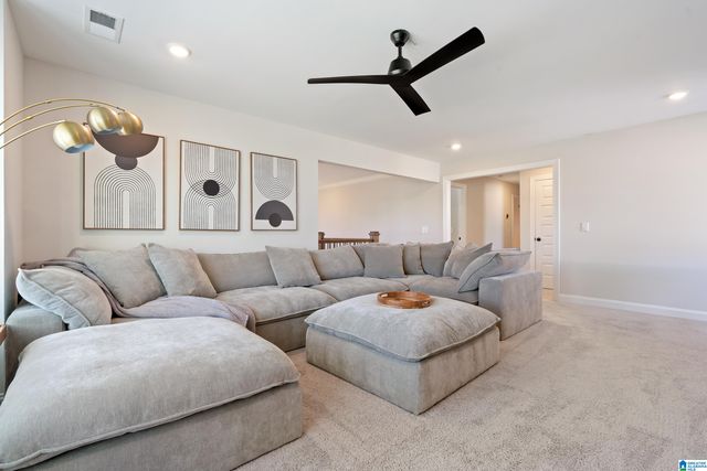 5048 SIMMS RIDGE, Pelham, AL 35124