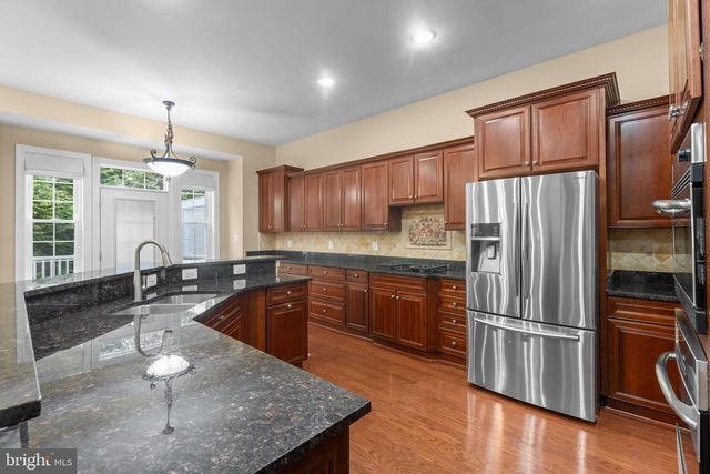 47672 PAULSEN SQ, Sterling, VA 20165