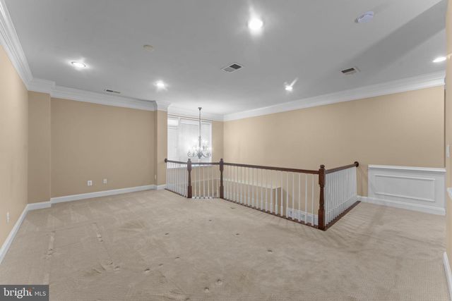 47672 PAULSEN SQ, Sterling, VA 20165