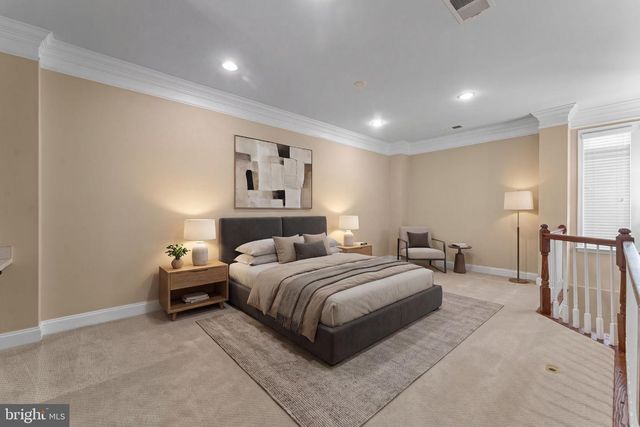 47672 PAULSEN SQ, Sterling, VA 20165