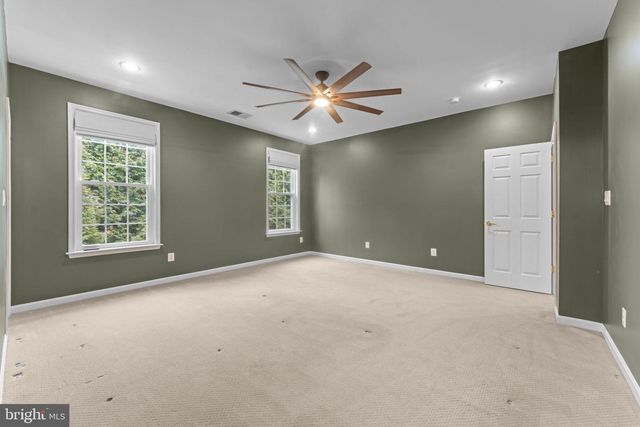 47672 PAULSEN SQ, Sterling, VA 20165