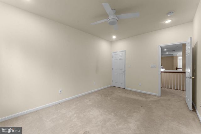 47672 PAULSEN SQ, Sterling, VA 20165