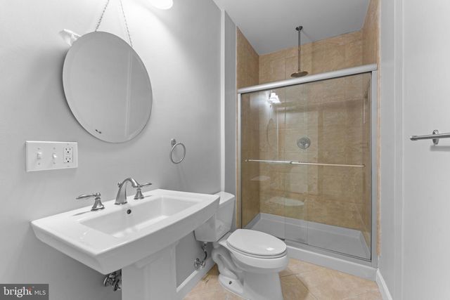 47672 PAULSEN SQ, Sterling, VA 20165