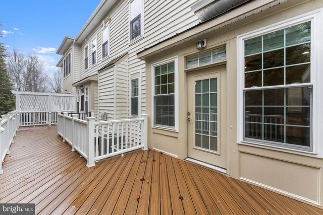 47672 PAULSEN SQ, Sterling, VA 20165