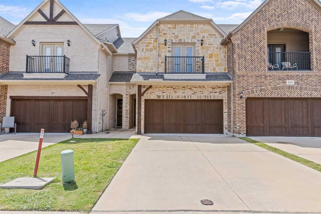 325 Featherstone Trail, Wylie, TX 75098