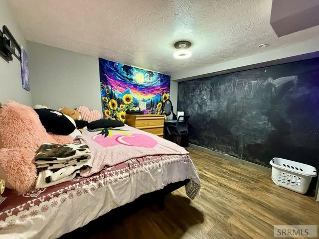1099 Spratt Avenue, Idaho Falls, ID 83404