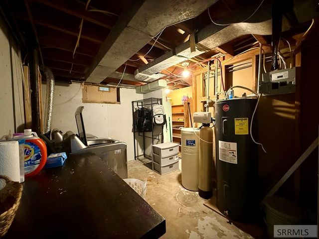 1099 Spratt Avenue, Idaho Falls, ID 83404