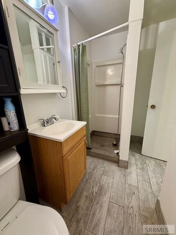 1099 Spratt Avenue, Idaho Falls, ID 83404