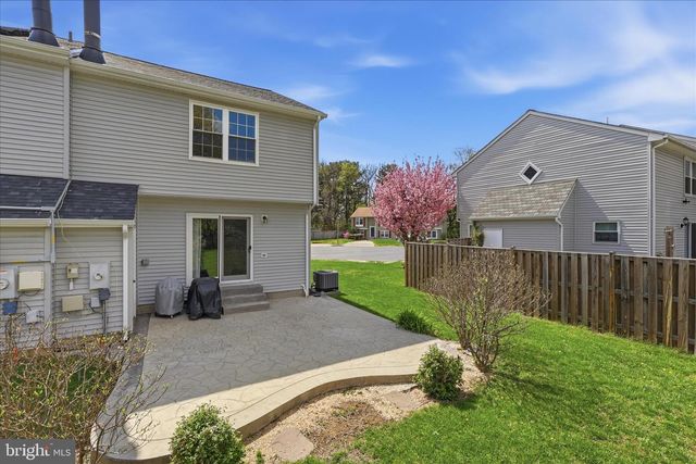 1004 WYTHE CT NE, Leesburg, VA 20176