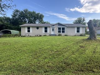 309 Burch Rd, Clarksville, TN 37042
