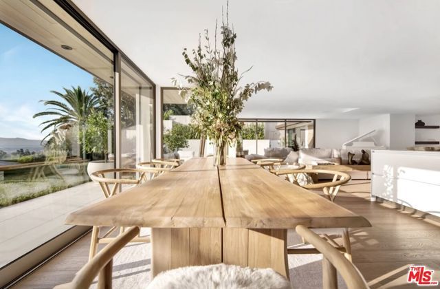 3539 Beverly Ridge Drive, Sherman Oaks, CA 91423