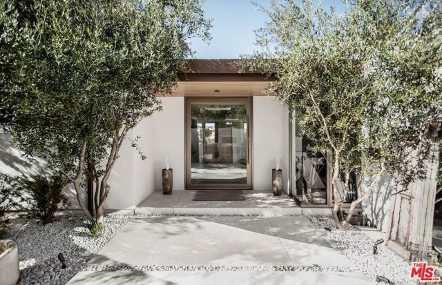 3539 Beverly Ridge Drive, Sherman Oaks, CA 91423