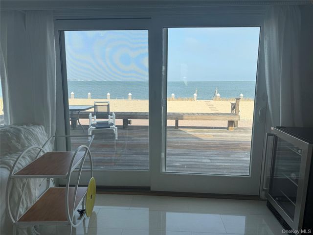 25 Shinnecock Road, East Quogue, NY 11942