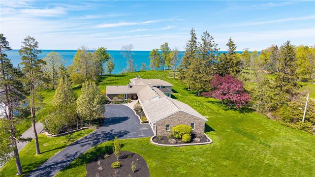 1640 Lake Rd, Webster, NY 14580