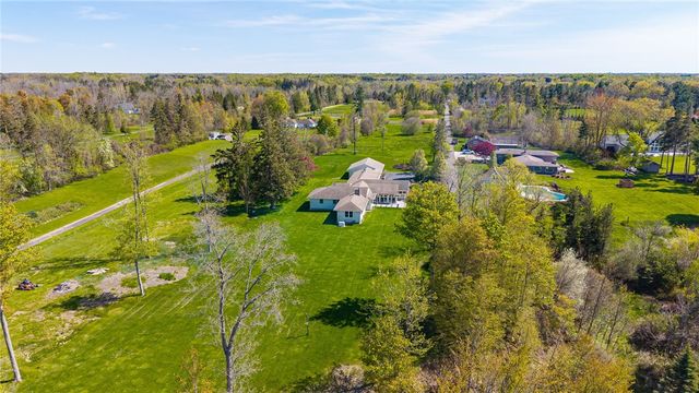 1640 Lake Rd, Webster, NY 14580