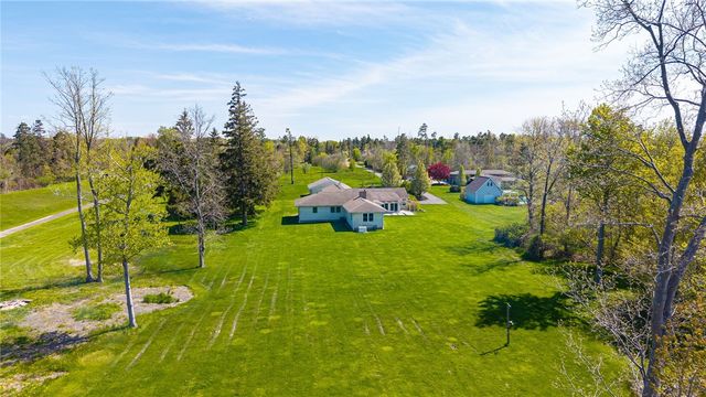 1640 Lake Rd, Webster, NY 14580