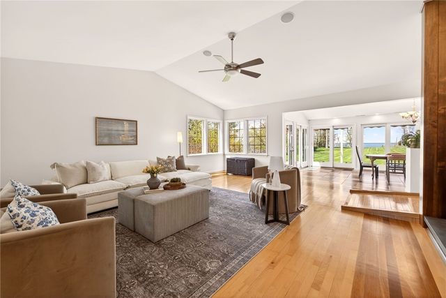 1640 Lake Rd, Webster, NY 14580