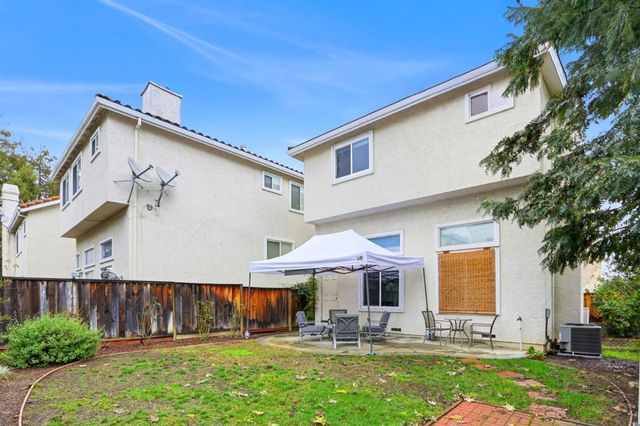 3572 Sunnydays Lane, Santa Clara, CA 95051