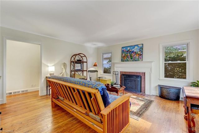 2616 Beechwood Street, Greensboro, NC 27403