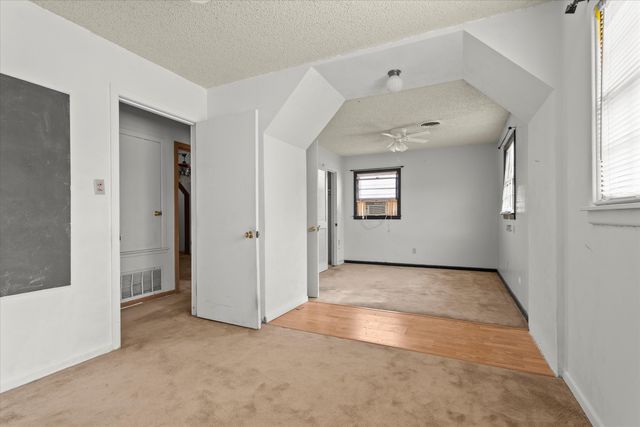 608 17th Street, Seagraves, TX 79359