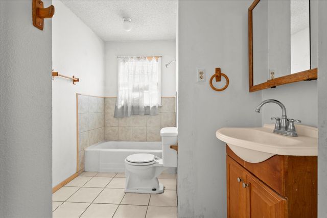 608 17th Street, Seagraves, TX 79359