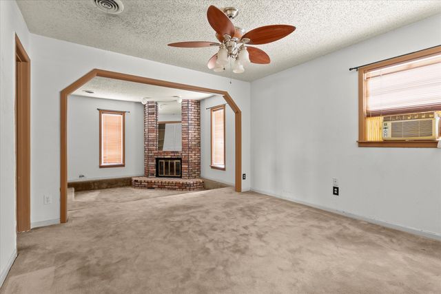 608 17th Street, Seagraves, TX 79359