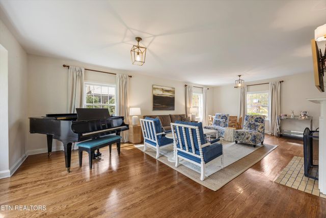 6707 Stone Mill Drive, Knoxville, TN 37919