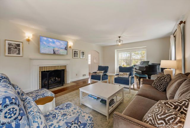 6707 Stone Mill Drive, Knoxville, TN 37919